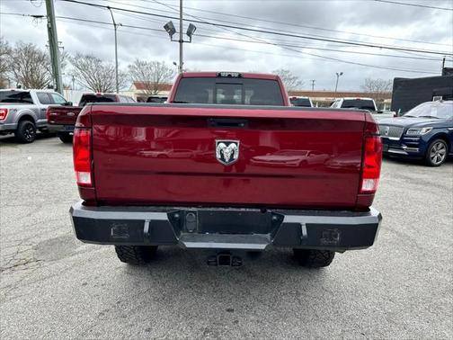 2018 RAM 2500 Big Horn Crew Cab 4x4 8' Box