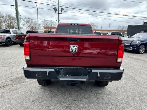 2018 RAM 2500 Big Horn Crew Cab 4x4 8' Box