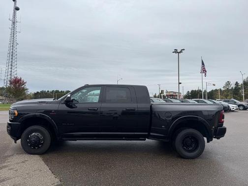 2022 RAM 3500 LIMITED