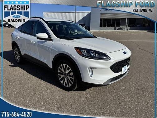 2022 Ford Escape TITANIUM