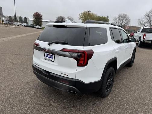 2021 GMC Acadia AT4