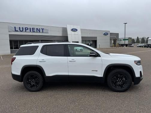 2021 GMC Acadia AT4