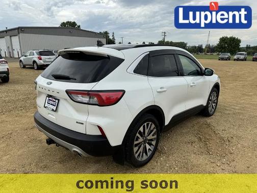2022 Ford Escape TITANIUM