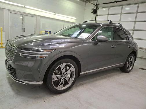 2025 Genesis Electrified GV70 Advanced