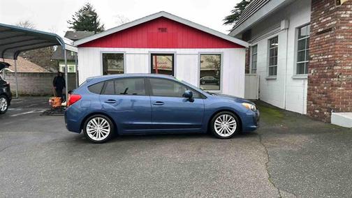 2013 Subaru Impreza 2.0i Premium