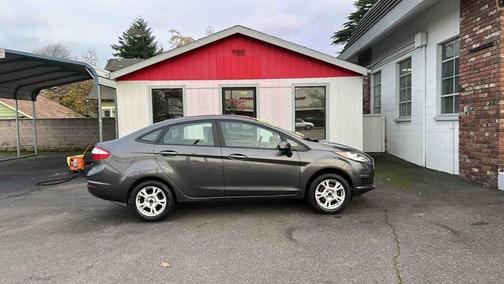 2015 Ford Fiesta SE