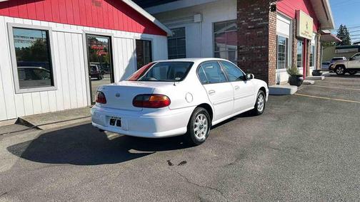 1997 Chevrolet Malibu Base