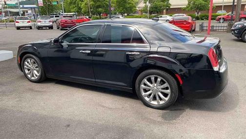 2016 Chrysler 300 S