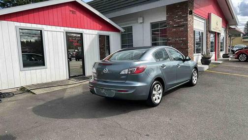 2013 Mazda Mazda3 i Sport