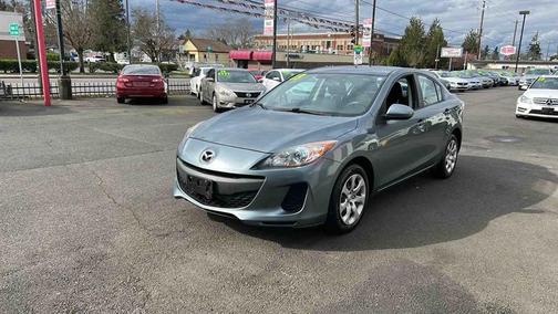 2013 Mazda Mazda3 i Sport
