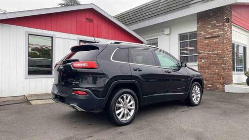 2015 Jeep Cherokee Sport