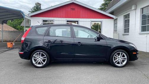 2011 Hyundai Elantra Touring SE