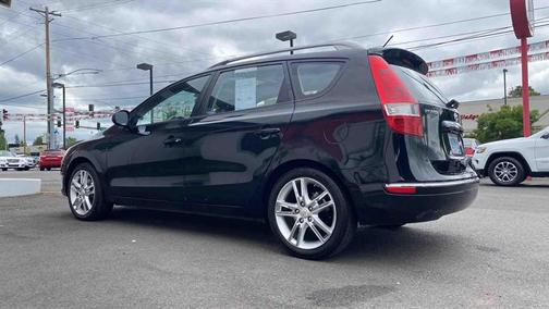 2011 Hyundai Elantra Touring SE