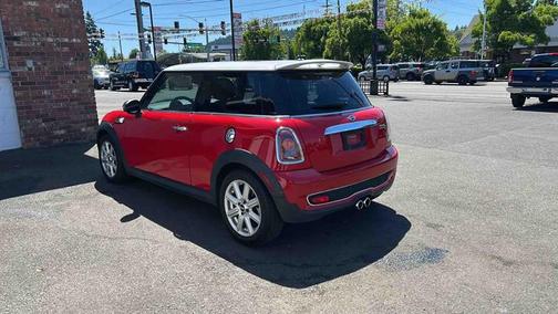 Chili Red 2009 MINI Cooper S Base