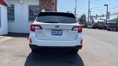 2016 Subaru Outback 2.5i Premium
