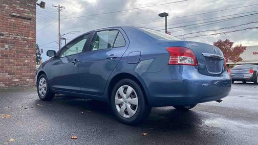 2007 Toyota Yaris Base