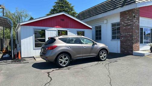 PEWTER 2010 Nissan Murano LE