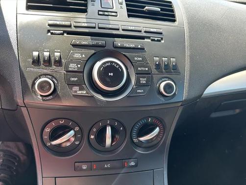 2012 Mazda Mazda3 i Touring