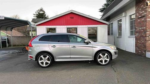 2011 Volvo XC60 T6 R-Design