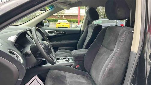 2015 Nissan Pathfinder SV