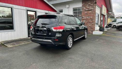 2015 Nissan Pathfinder SV