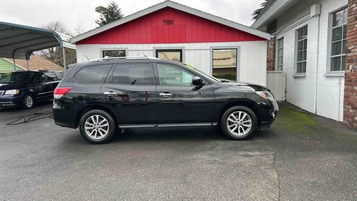 2015 Nissan Pathfinder SV