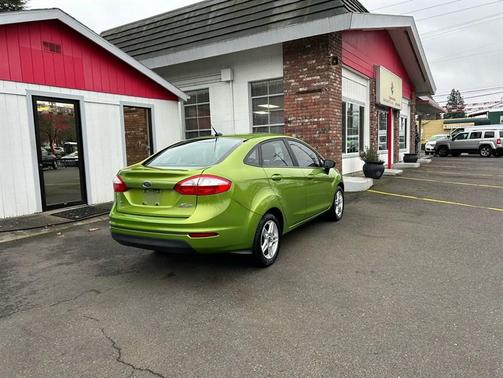 2018 Ford Fiesta SE
