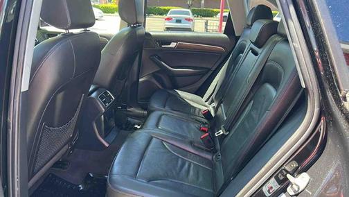 BLACK 2013 Audi Q5 2.0T Premium Plus