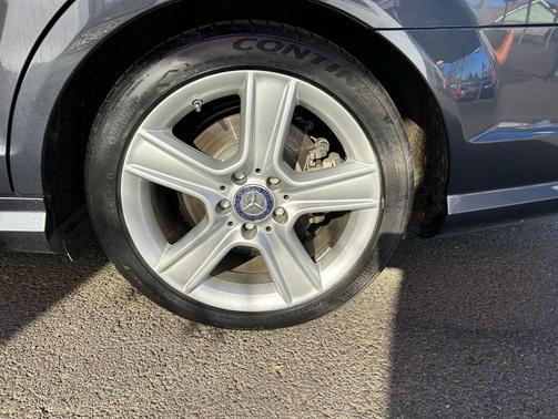 2011 Mercedes-Benz C-Class Sport