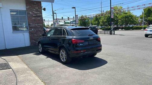 BLACK 2018 Audi Q3 2.0T Sport Premium