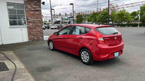 2016 Hyundai Accent SE