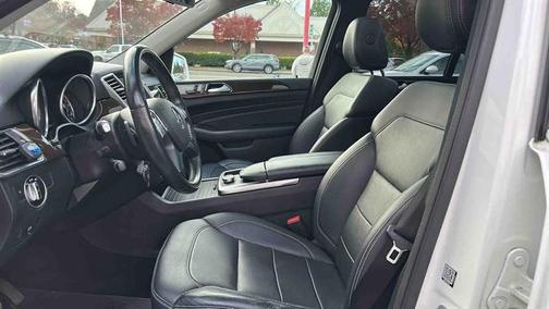 2015 Mercedes-Benz M-Class 4MATIC