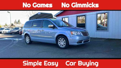 2013 Chrysler Town & Country Touring-L