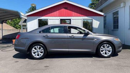 2011 Ford Taurus SEL