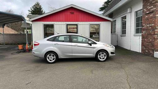 2017 Ford Fiesta SE