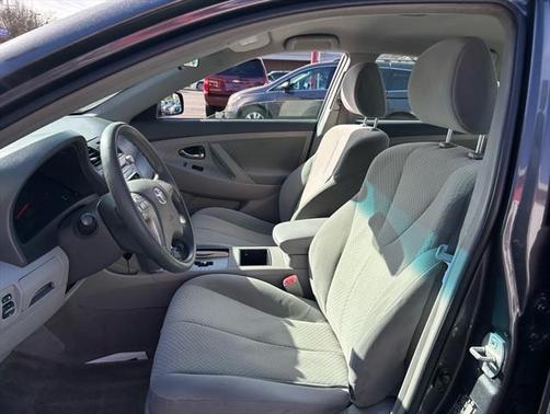 2009 Toyota Camry LE