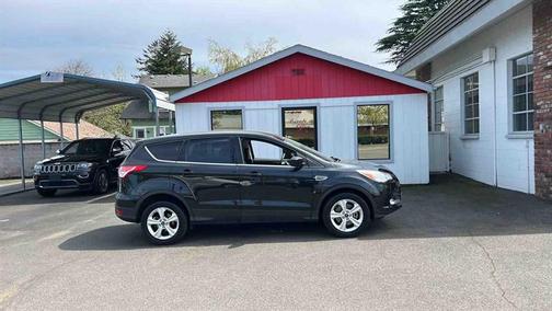 Tuxedo Black 2014 Ford Escape SE
