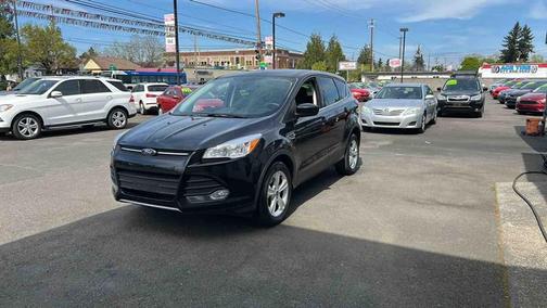 Tuxedo Black 2014 Ford Escape SE