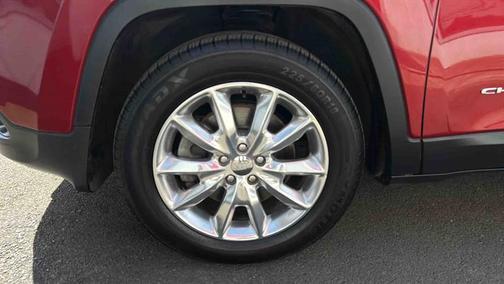 2015 Jeep Cherokee Sport