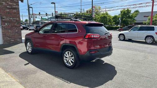 2015 Jeep Cherokee Sport