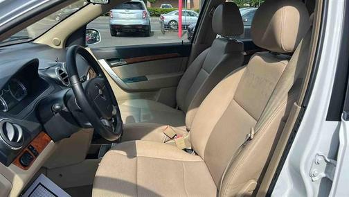 2011 Chevrolet Aveo 5 LT