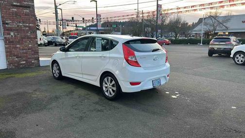 2014 Hyundai Accent SE