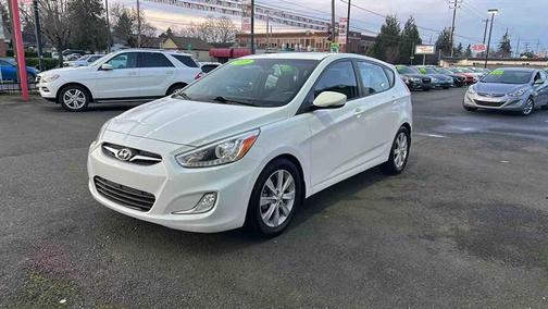 2014 Hyundai Accent SE