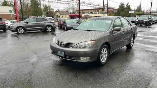 2005 Toyota Camry XLE V6