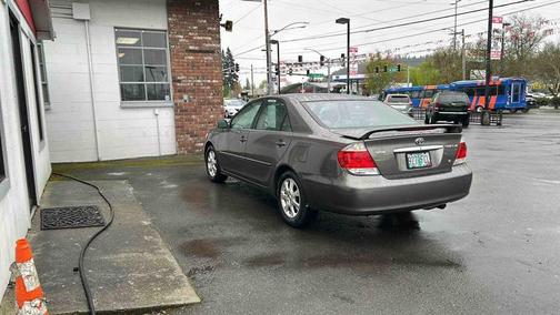 2005 Toyota Camry XLE V6