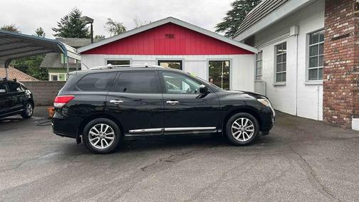 2014 Nissan Pathfinder SL
