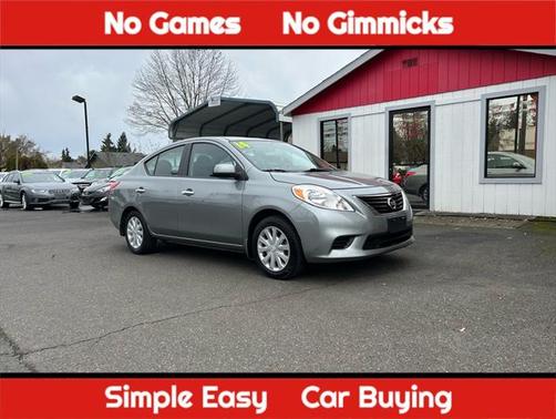 2014 Nissan Versa 1.6 SV