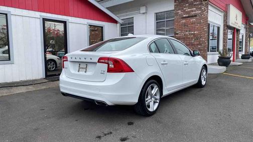 2015 Volvo S60 T5 Premier