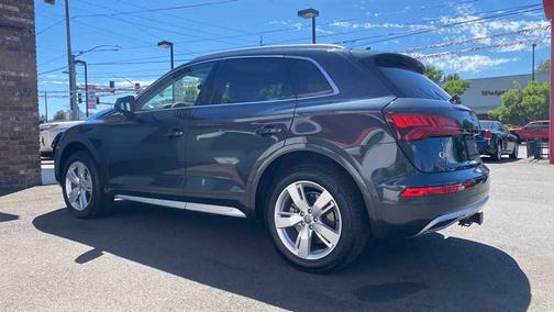 2018 Audi Q5 2.0T Premium Plus