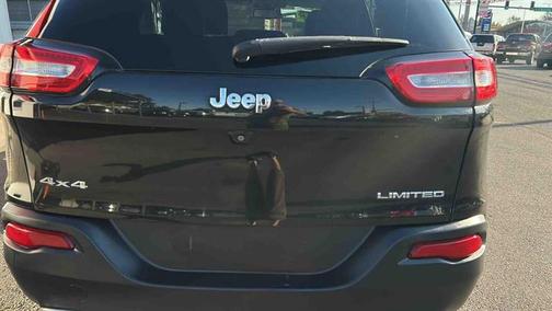 2015 Jeep Cherokee Sport